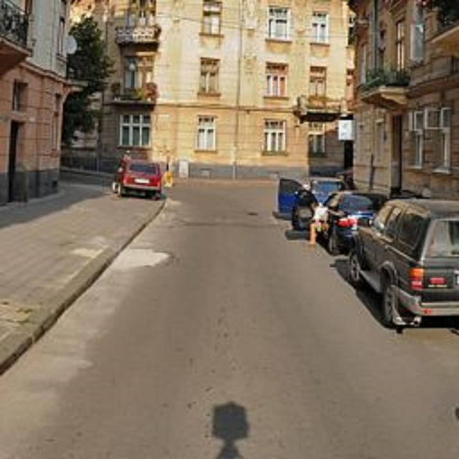 Апартаменти Вул Кониського 5 На 6 Осіб Біля Медичного Університету Lviv Luaran gambar